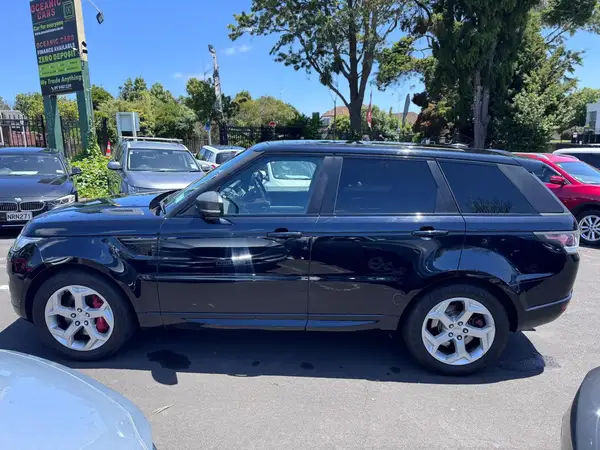2015 Land Rover Range Rover Sport V8SCHSEDYNAMIC 5.0P/ Carousel 3
