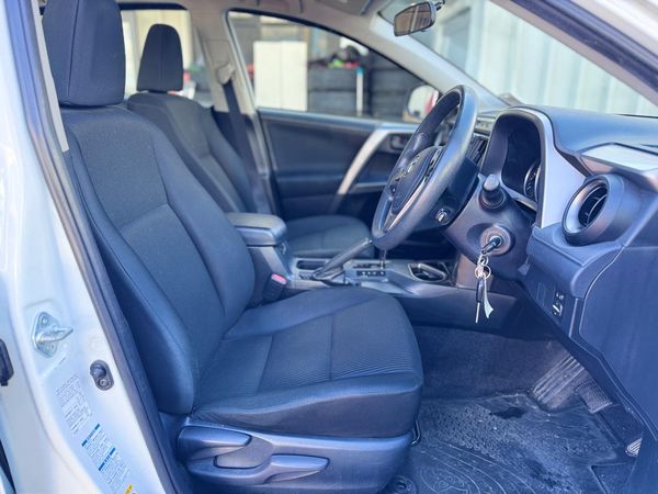 2017 Toyota Rav4 GX SUV 2.5p/4WD/6AT Carousel 6