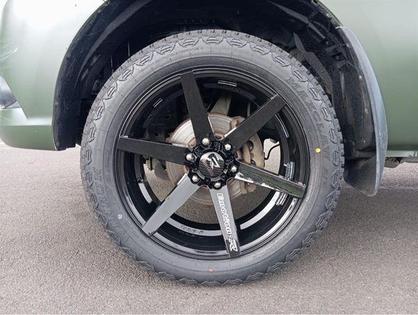 2017 Mazda Bt-50 GLX D/C W/S 3.2D/6AT Carousel 7