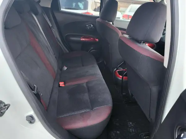 2012 Nissan JUKE Carousel 9