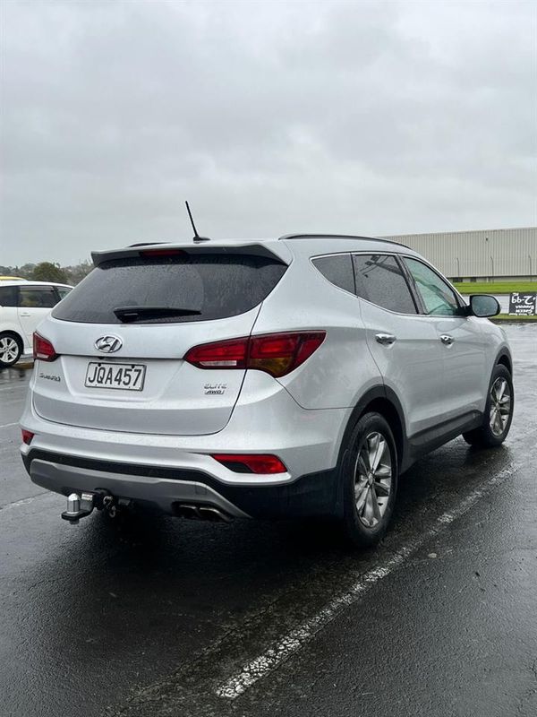 2016 Hyundai Santa Fe DM 2.2D ELITE Carousel 6