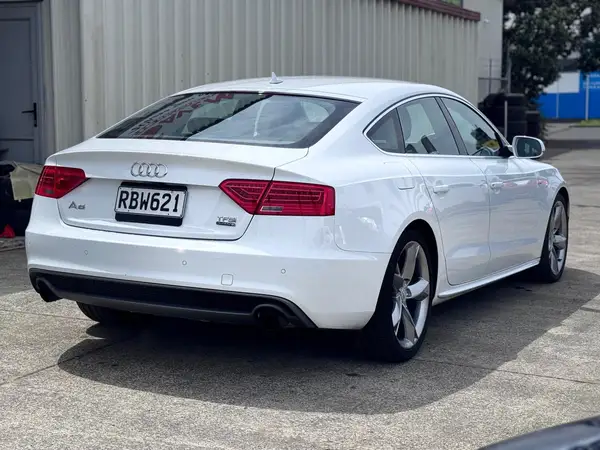 2016 Audi A5 TFSI Carousel 6