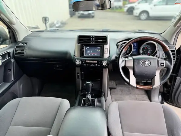 2012 Toyota Landcruiser PRADO Carousel 8