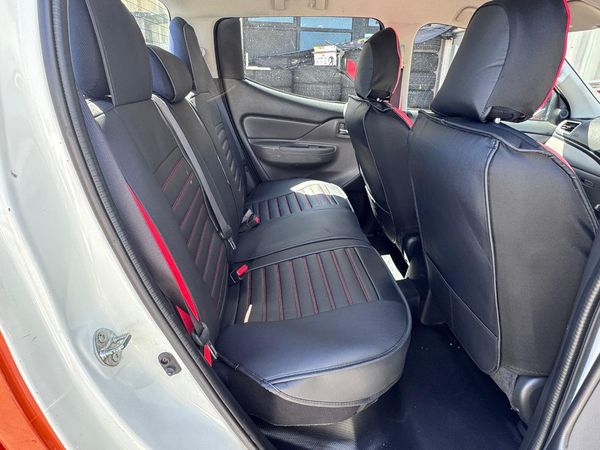 2017 Mitsubishi Triton D/CAB GLX 2.4D/4WD/6 Carousel 8
