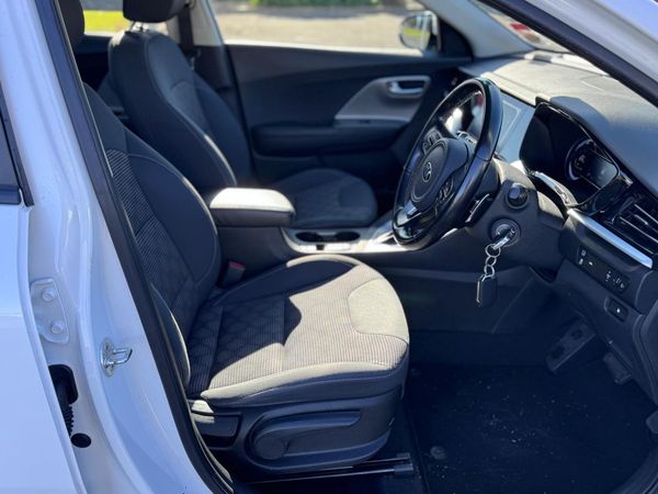 2019 KIA NIRO EX 1.6PH/6AM Carousel 6