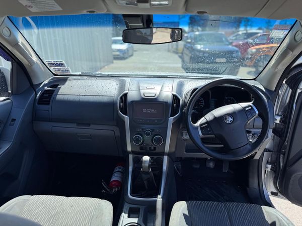 2016 Holden Colorado LT DC PU 2.8D/6MT/UT Carousel 8