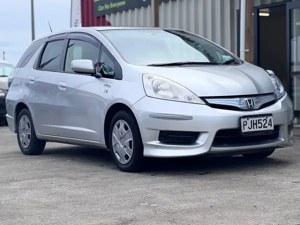2013 Honda Fit SHUTTLE