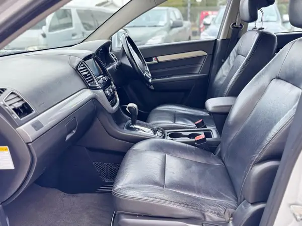 2016 Holden CAPTIVA LTZ V6 3.0P/4WD/6AT Carousel 6