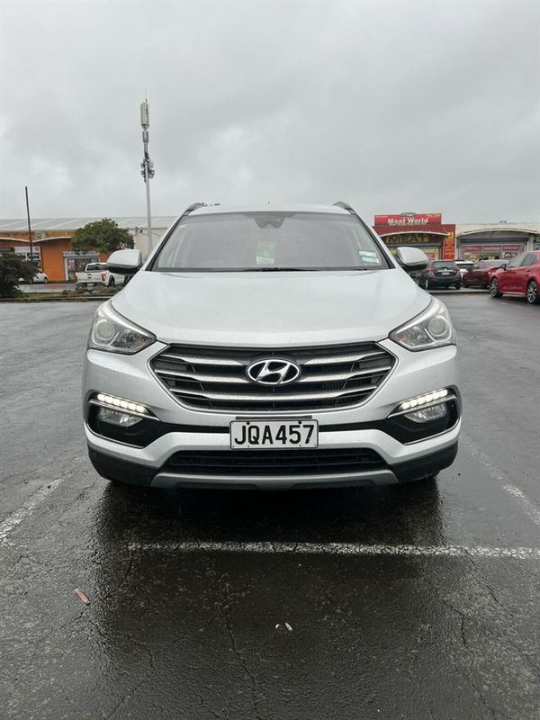 2016 Hyundai Santa Fe DM 2.2D ELITE Carousel 1
