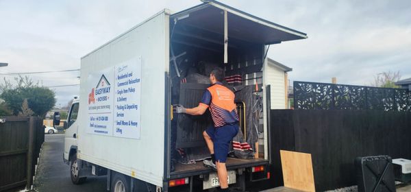 Easyway Movers  Carousel 7