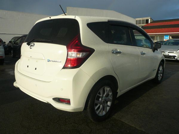 2021 Nissan Note 1200cc automatic airbags abs Carousel 8