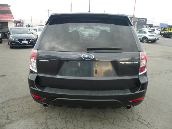 2012 Subaru Forester 2000cc 5 speed 4wd airbags abs alloys Carousel 9