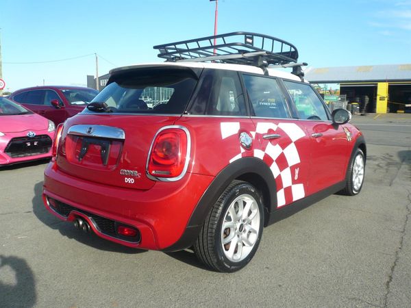 2015 Mini Cooper 2000cc turbo 5 door airbags abs alloys Carousel 14