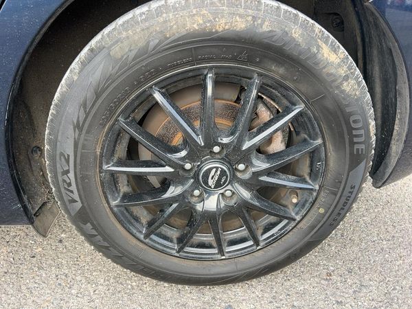 2014 Mazda Axela 6 speed 1500cc skyactive 6 airbags abs Carousel 15