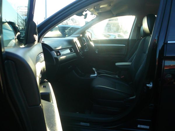 2015 Mitsubishi Outlander 2000cc phev hybrid half leather alloys 6 airbags automatic Carousel 5