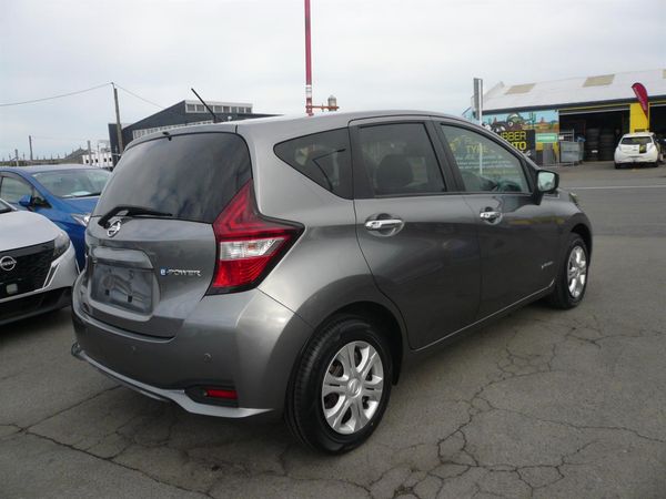 2017 Nissan Note E power 1200cc 360 camera automatic Carousel 12