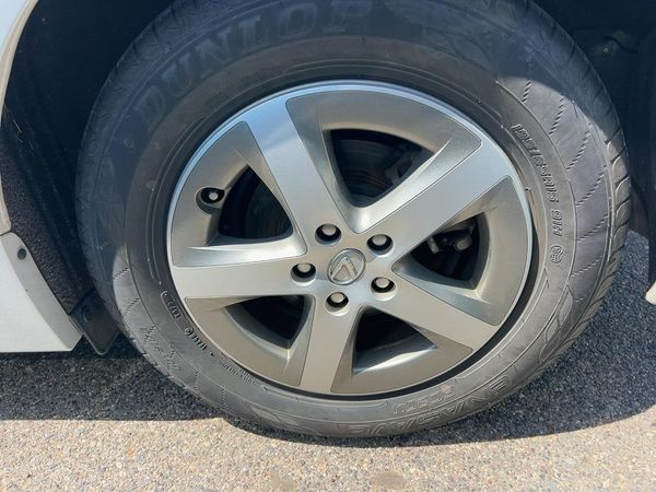 2012 Lexus CT200H 1800cc hybrid 8 airbags abs alloys smooth and economy Carousel 6