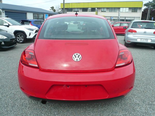 2013 Volkswagen beetle 1200cc turbo automatic alloys airbags Carousel 9