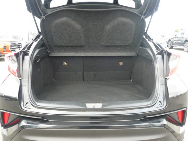 2017 Toyota C-HR 1800cc hybrid bodykits alloys abs airbags automatic Carousel 2