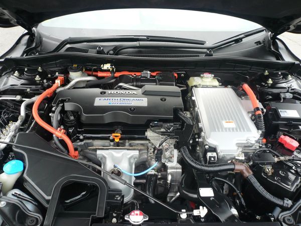 2013 Honda Accord 2000cc hybid automatic abs alloys airbags Carousel 4