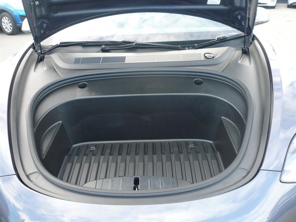 2021 Tesla Model 3 4wd long range CCS converted leather alloys Carousel 2
