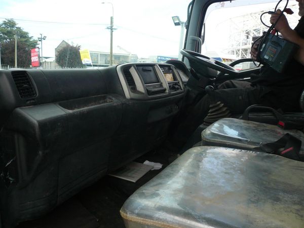 2016 Hino Ranger 3.7 tonnes tip truck 46kms certified 6 speed Carousel 10