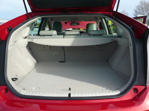 2014 Toyota Prius 1800cc hybrid electric seats cruise control 8 airbags abs Carousel 4