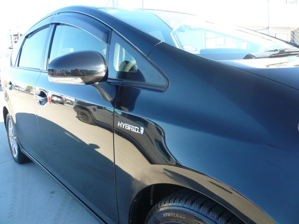 2015 Toyota Prius Alpha 7 seater 1800cc hybrid 8 airbags abs alloys Carousel 15