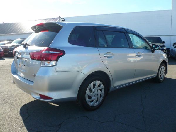 2021 Toyota COROLLA Fielder 1500cc hybrid 8 airbags abs automatic Carousel 9