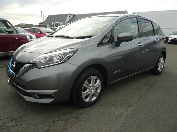 2017 Nissan Note E power 1200cc 360 camera automatic