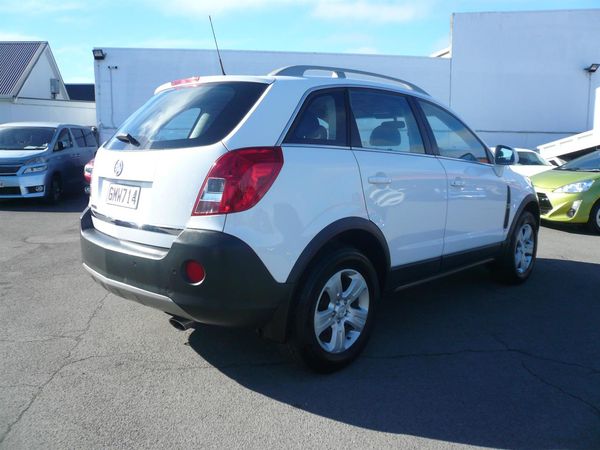 2012 Holden CAPTIVA 2400cc petrol automatic airbags abs alloys Carousel 13