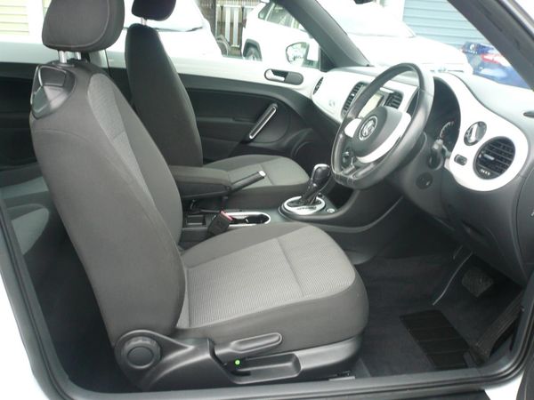 2015 Volkswagen beetle 1200cc turbo automatic alloys airbags Carousel 12