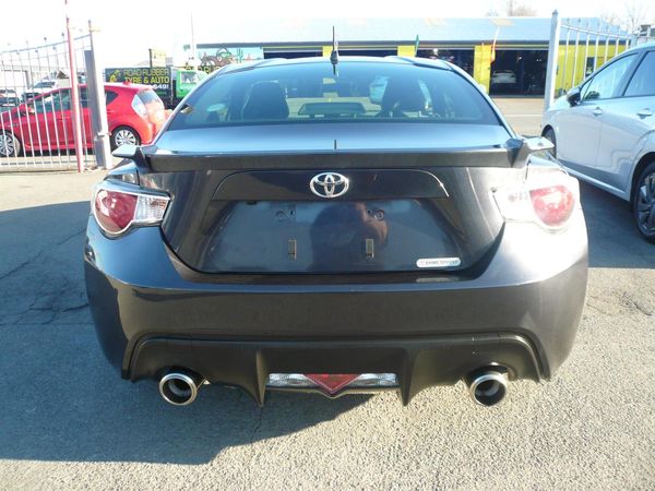 2012 Toyota 86 2000cc RWD automatic airbags abs alloys Carousel 11