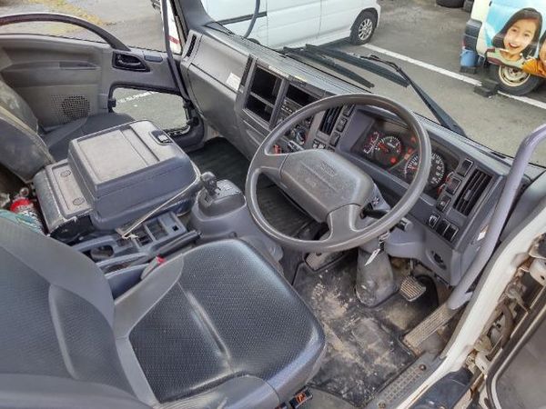 2008 ISUZU Forward 5200cc diesel turbo automatic crane truck Carousel 1
