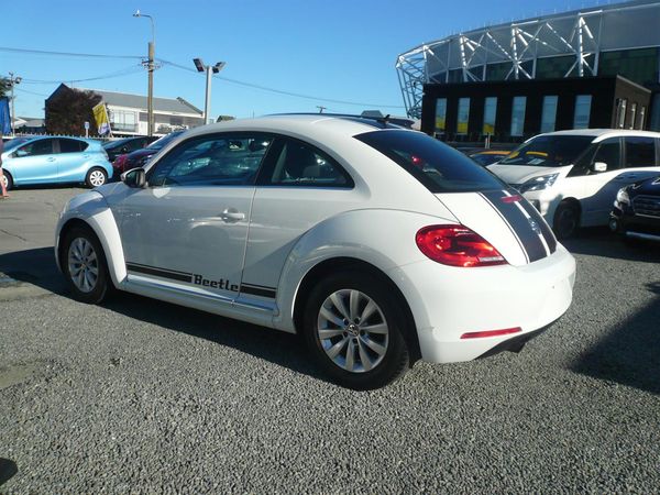 2014 Volkswagen beetle 1200cc turbo automatic alloys airbags Carousel 7
