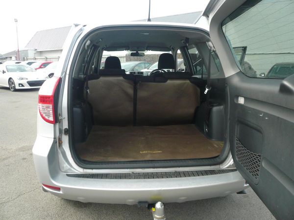 2008 Toyota VANGUARD 2400cc 7 seaters 8 airbags alloys abs automatic