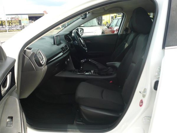 2014 Mazda Axela 6 speed 1500cc skyactive airbags abs Carousel 1
