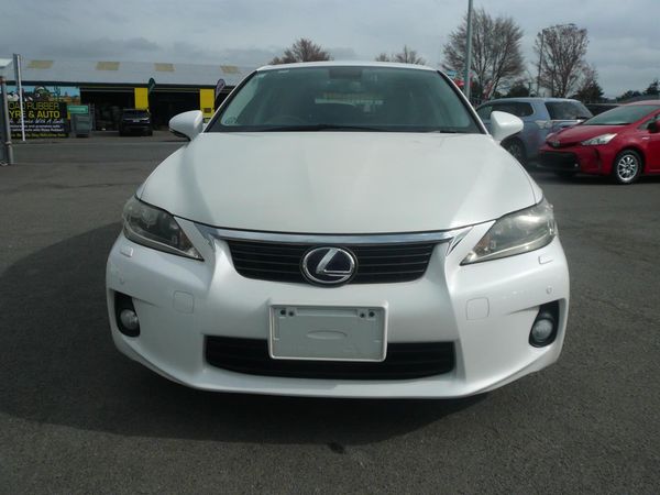 2013 Lexus CT200H 1800cc hybrid leather 8 airbags abs alloys Carousel 11