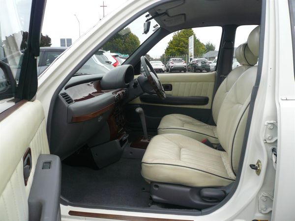 1995 Nissan March Mitsuoka 1300cc automatic airbags Carousel 14