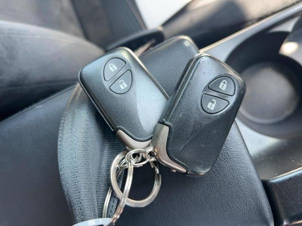 2012 Lexus CT200H 1800cc hybrid 8 airbags abs alloys smooth and economy Carousel 2