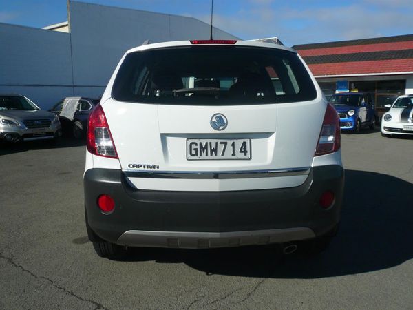 2012 Holden CAPTIVA 2400cc petrol automatic airbags abs alloys Carousel 12