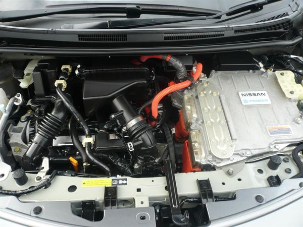 2017 Nissan Note E power 1200cc 360 camera automatic Carousel 5