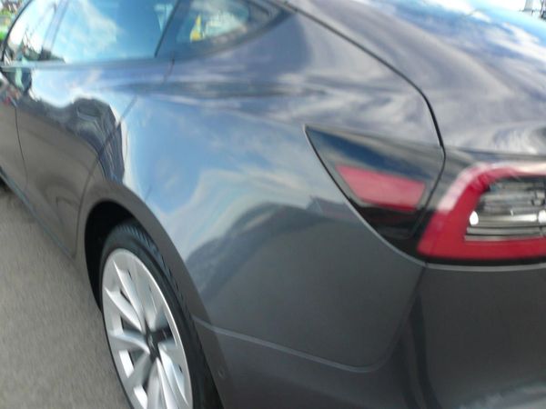 2021 Tesla Model 3 4wd long range CCS converted leather alloys Carousel 7