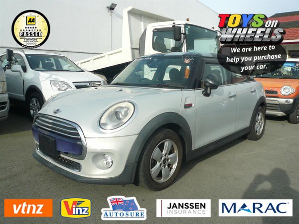 2017 BMW MINI 1500cc turbo automatic 5 door hatchback