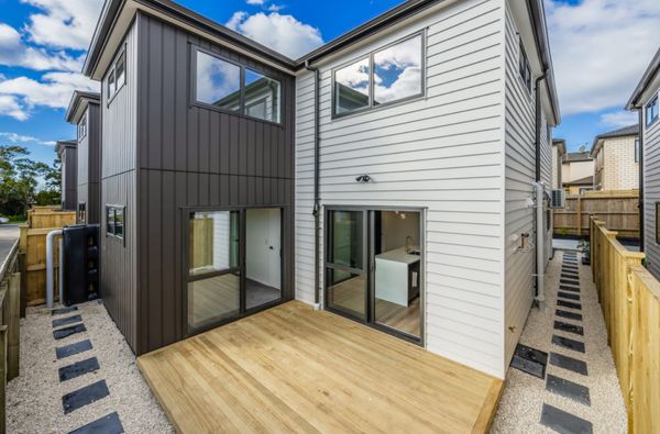CCC and Title issued 5 beddies in Mangere East