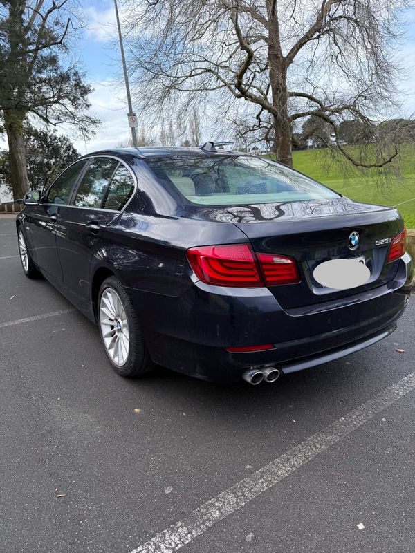 BMW 523i 2011 f10 generation Carousel 3