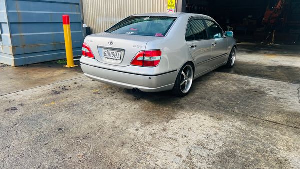 Toyota Carousel 3
