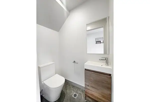 Property Detail