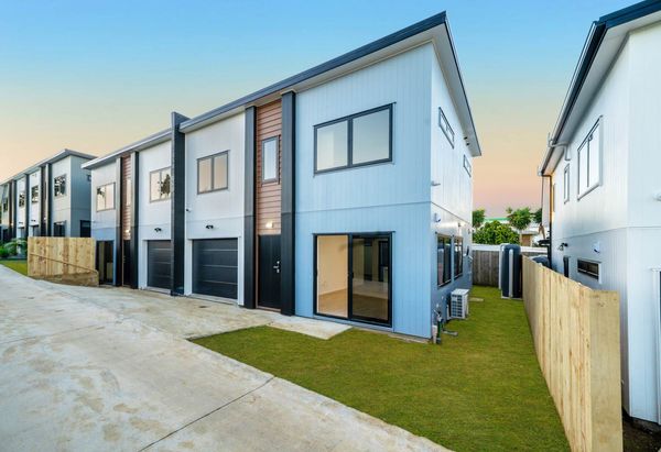 7B Surrey Street, Manurewa