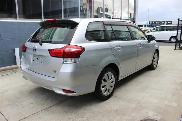 2015 Toyota Fielder COROLLA HYBRID Station Wagon Automatic Carousel 5
